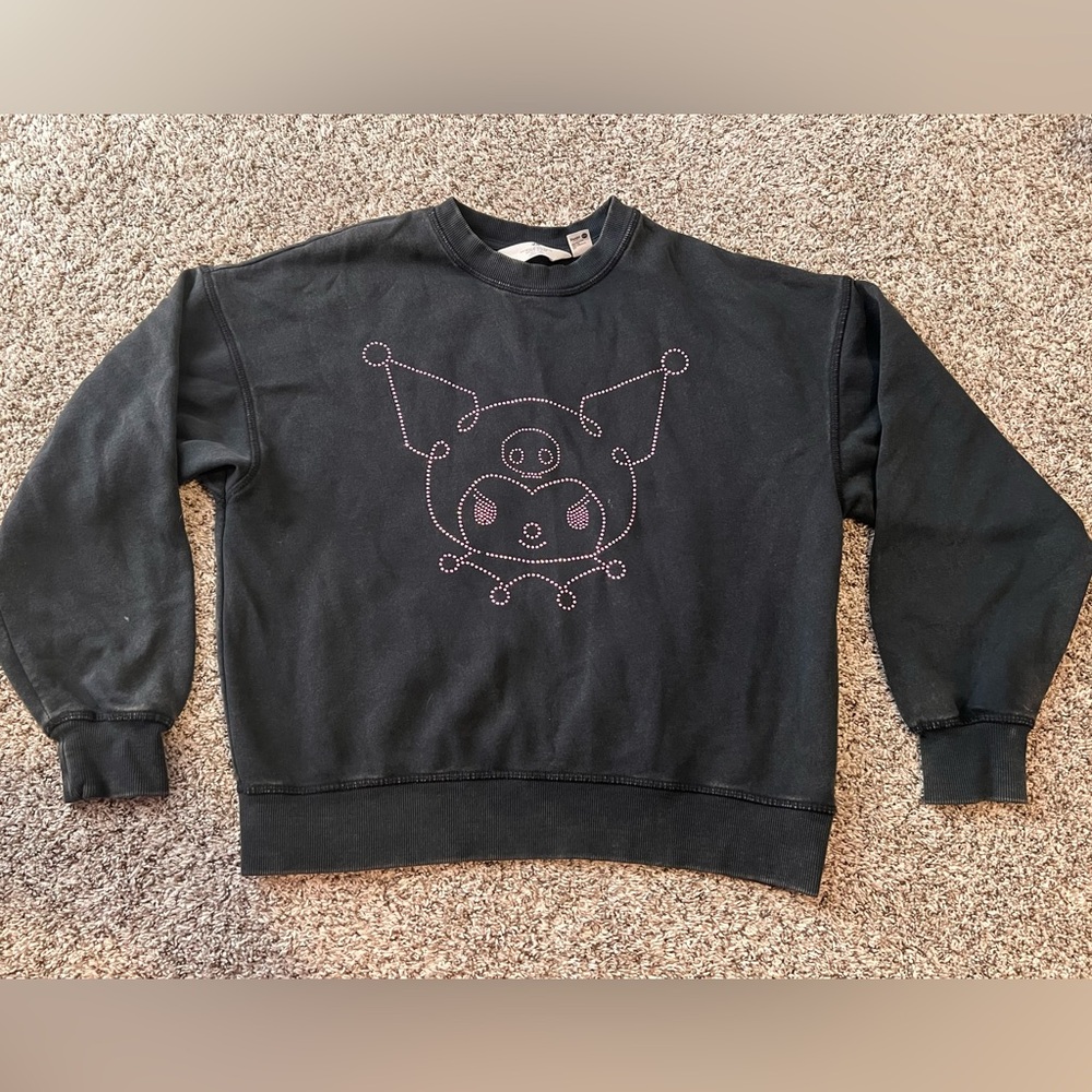 H&M kids Black Sweater with Pink Graphic size 12-14Y
